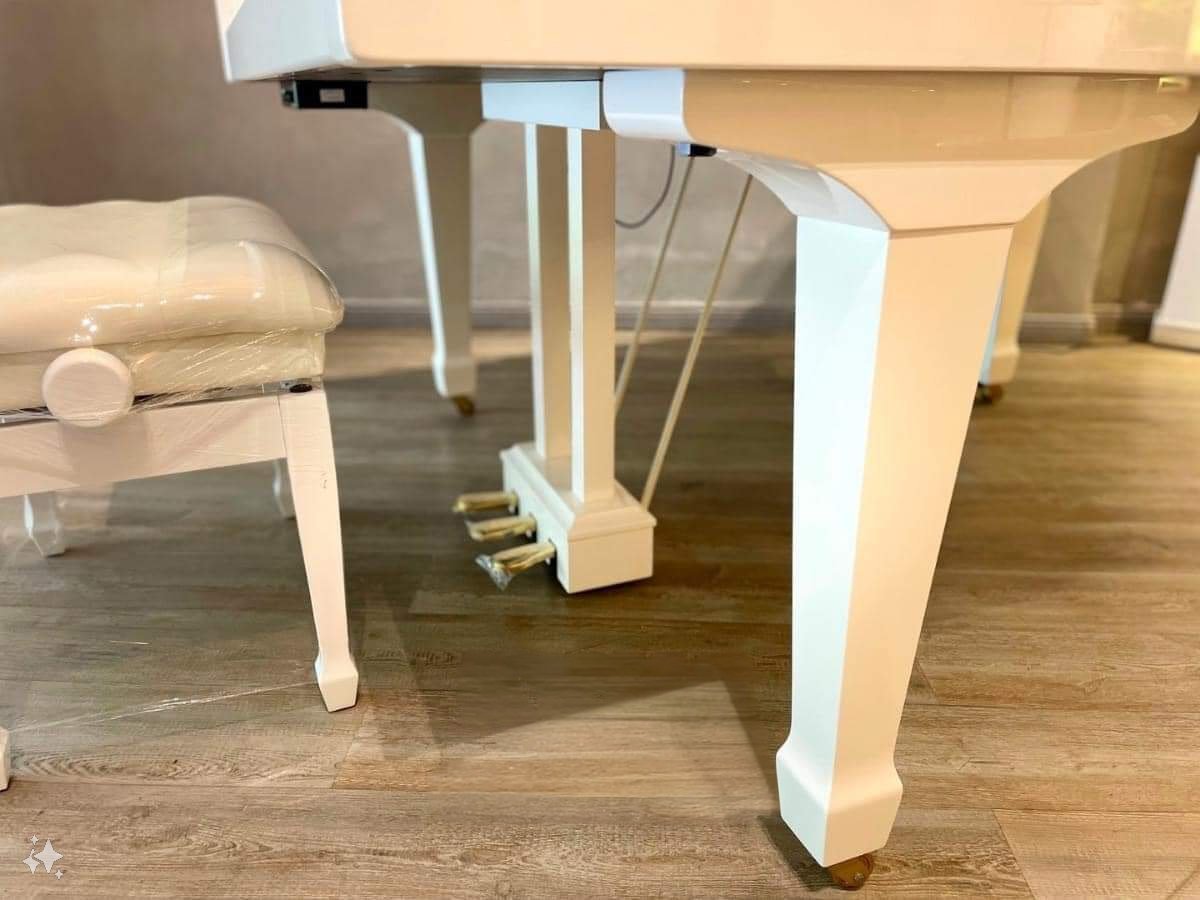 Cận cảnh Roland GP-609 PW tại Piano House